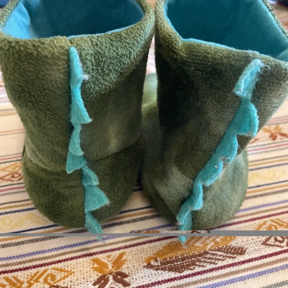 Green Dinosaur Slippers 2T-3T | Tall Ankle White Nails‎ | Play Creative Dress-up